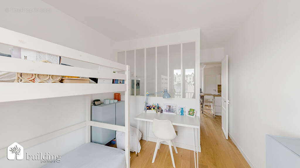 Appartement à LEVALLOIS-PERRET