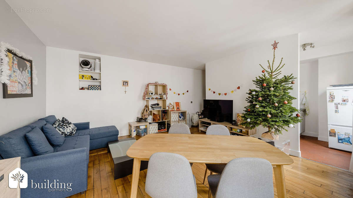 Appartement à LEVALLOIS-PERRET