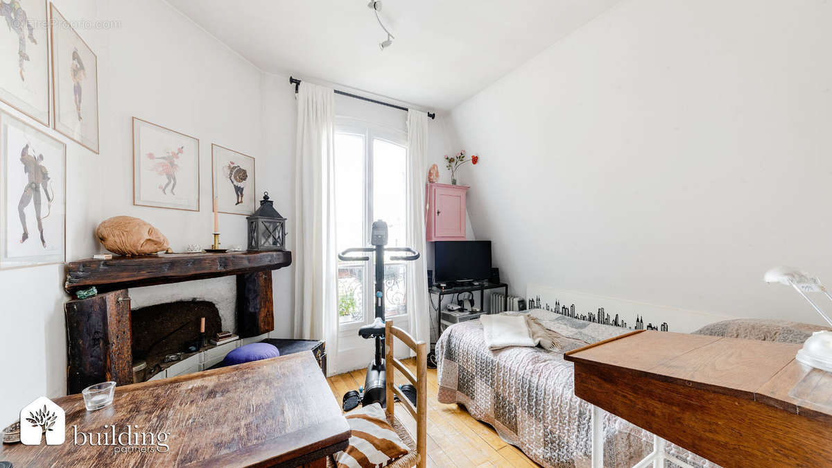 Appartement à LEVALLOIS-PERRET