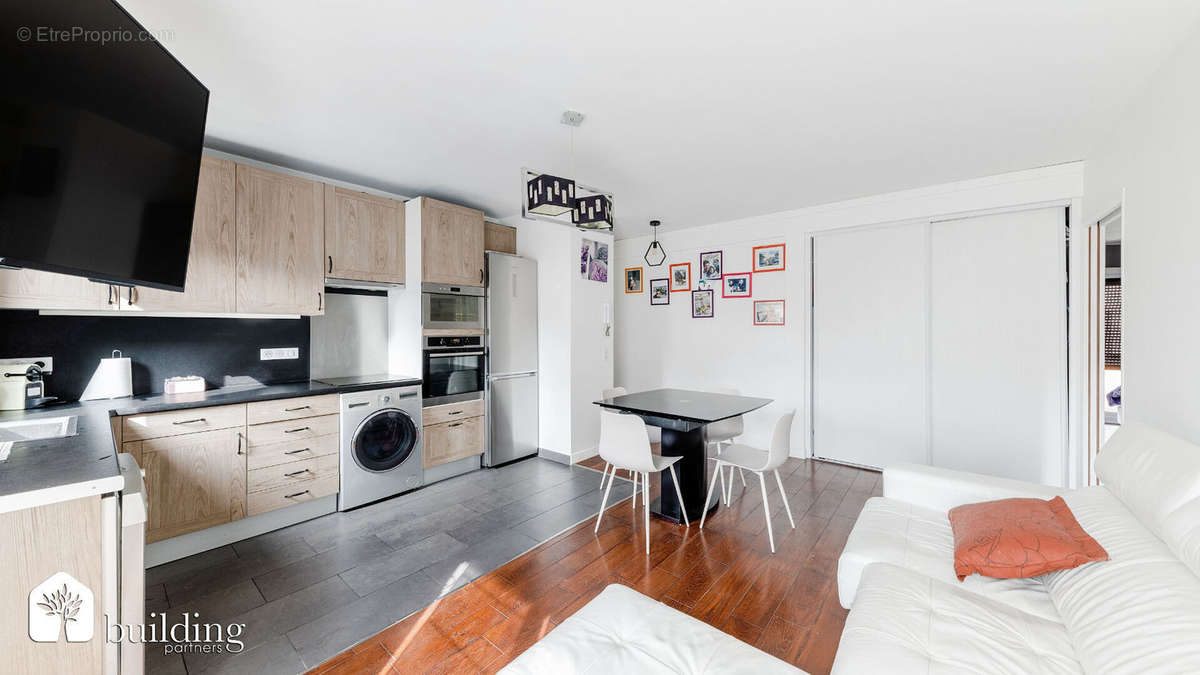 Appartement à LEVALLOIS-PERRET