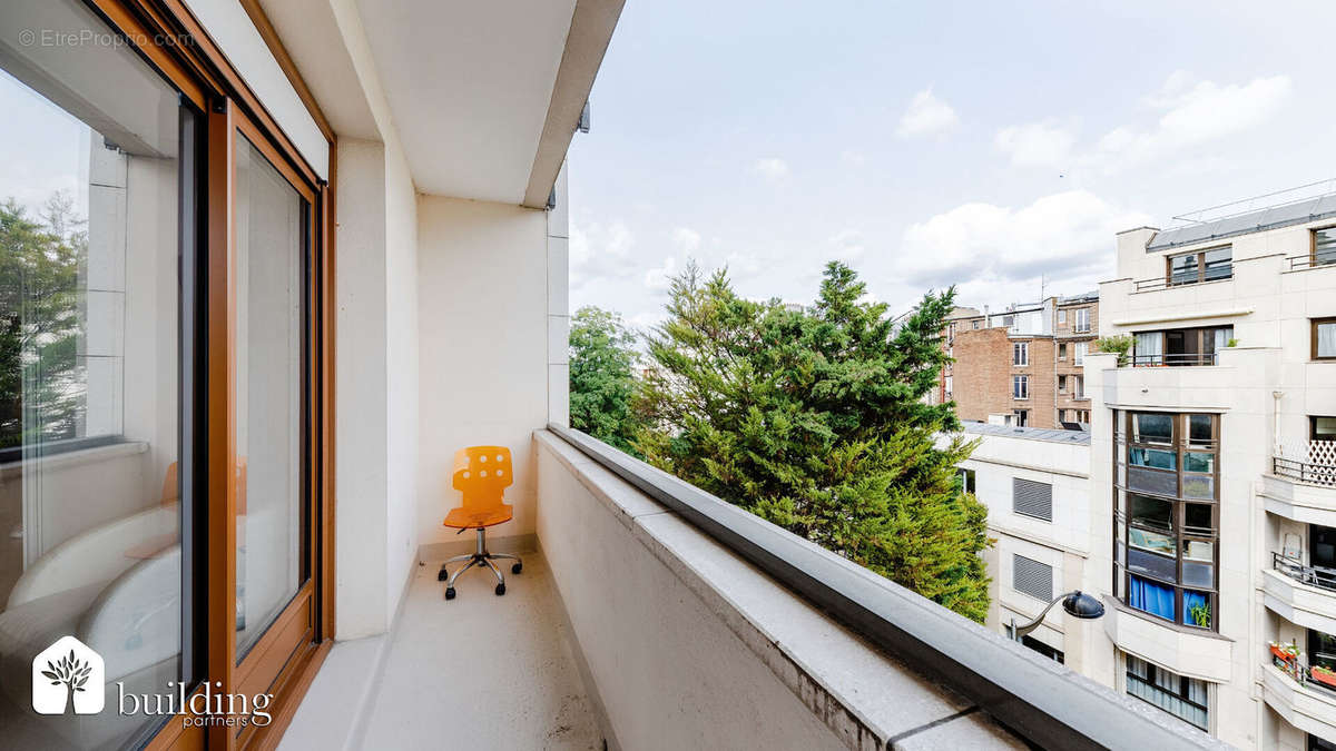 Appartement à LEVALLOIS-PERRET