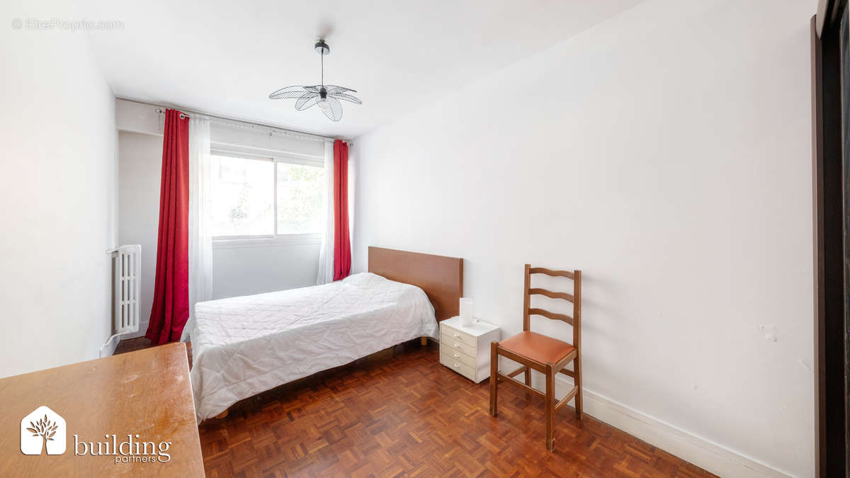 Appartement à LEVALLOIS-PERRET