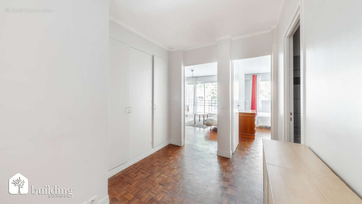 Appartement à LEVALLOIS-PERRET