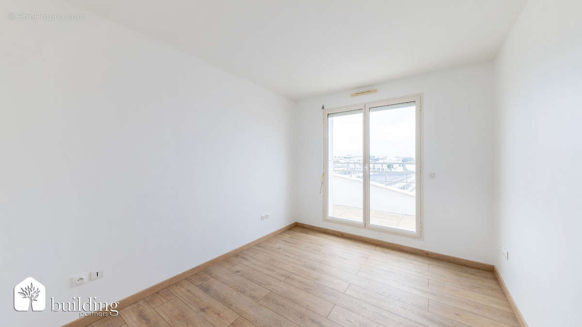 Appartement à LEVALLOIS-PERRET