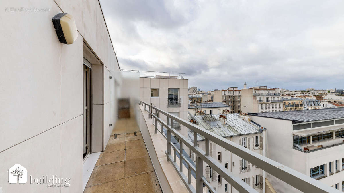 Appartement à LEVALLOIS-PERRET