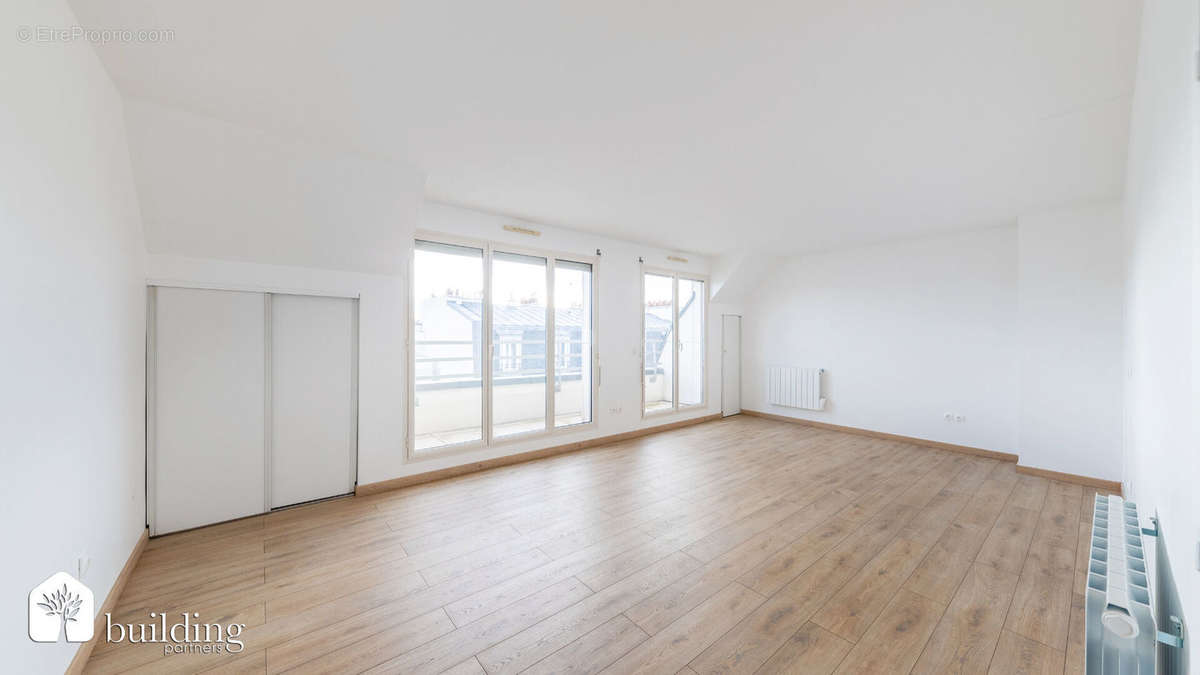 Appartement à LEVALLOIS-PERRET