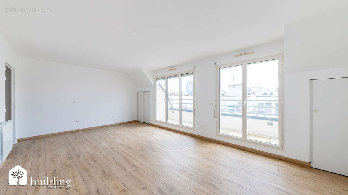 Appartement à LEVALLOIS-PERRET