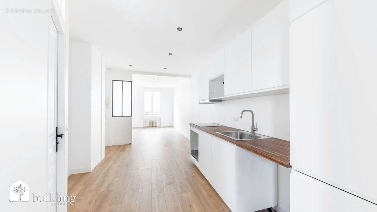 Appartement à LEVALLOIS-PERRET