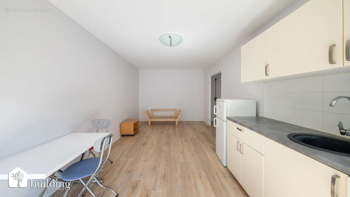 Appartement à LEVALLOIS-PERRET