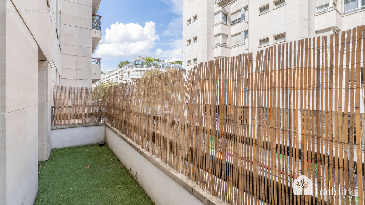 Appartement à LEVALLOIS-PERRET