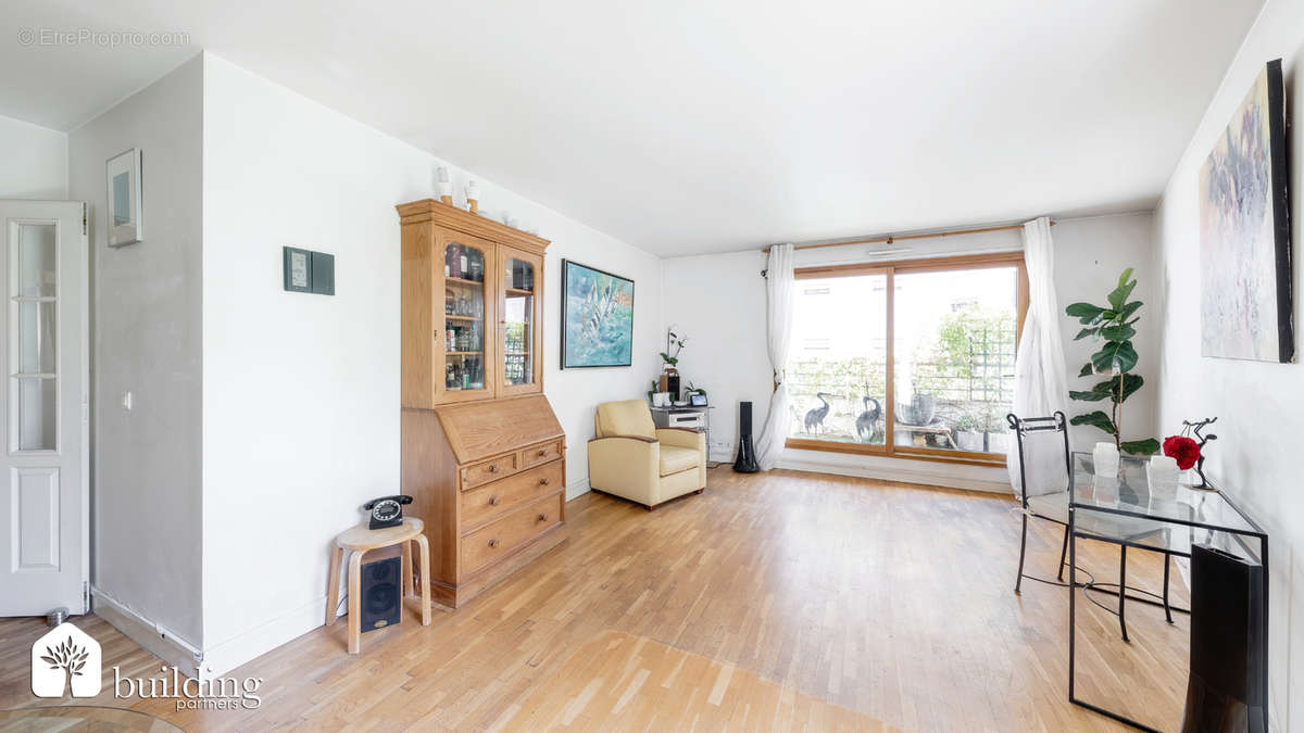 Appartement à LEVALLOIS-PERRET