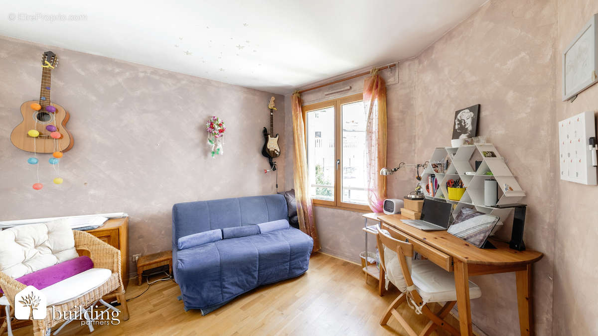 Appartement à LEVALLOIS-PERRET