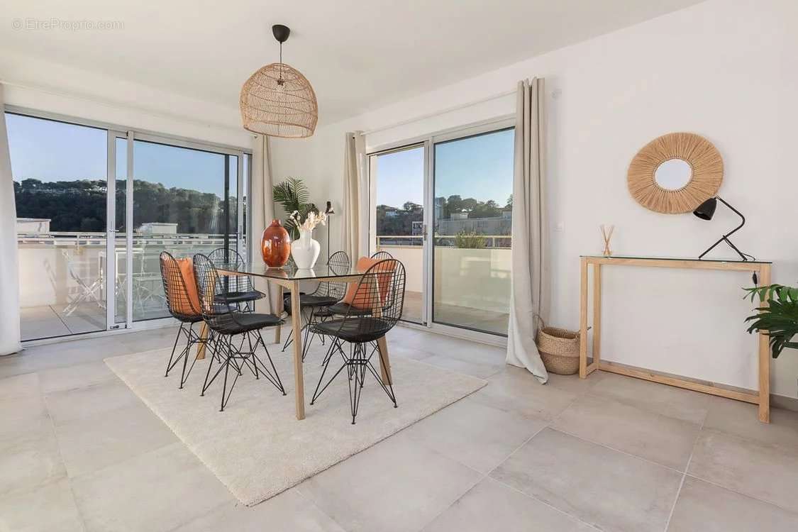 Appartement à CAGNES-SUR-MER