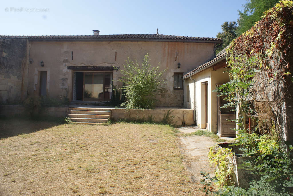 Maison à GOURS