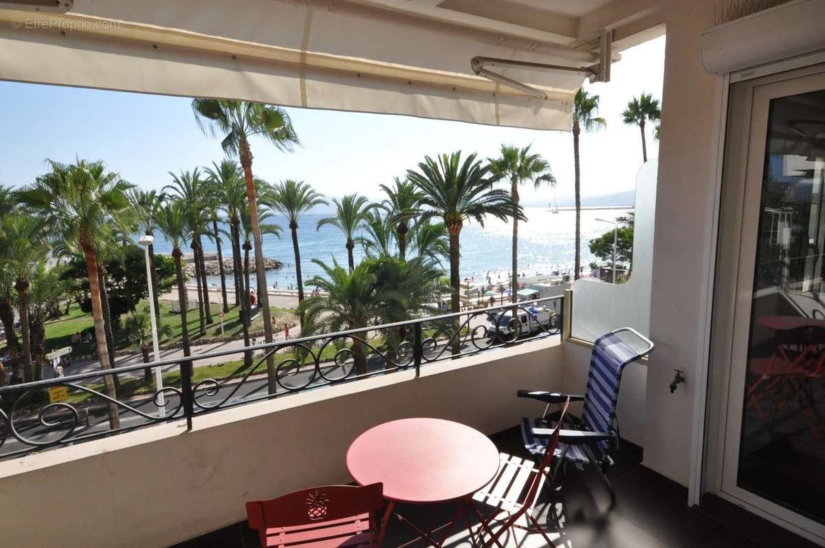 Appartement à CANNES