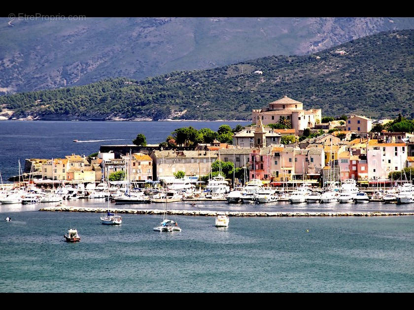 Appartement à SAINT-FLORENT