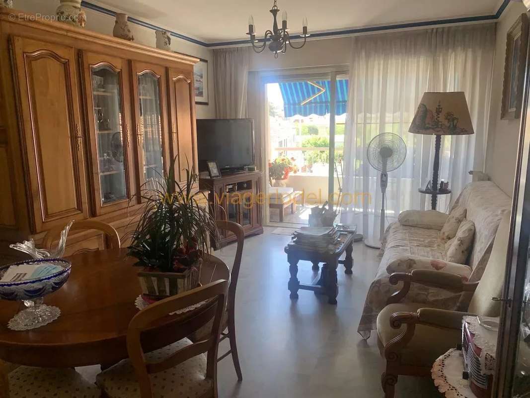 Appartement à CAGNES-SUR-MER