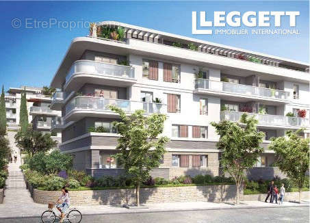 Appartement à MOUGINS