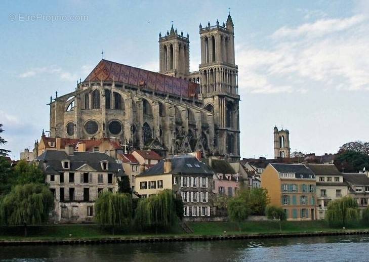 Appartement à MANTES-LA-JOLIE