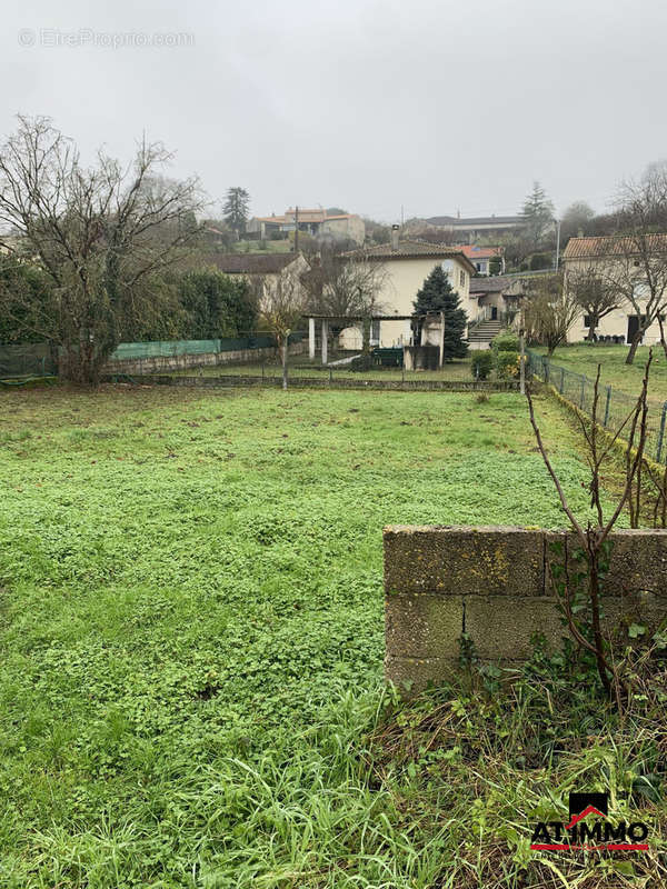 Maison à VOEUIL-ET-GIGET