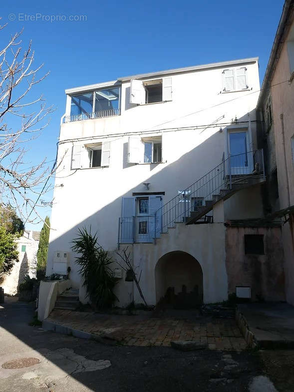 Maison à RAPALE