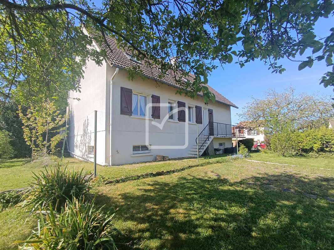 Maison à CHATELLERAULT