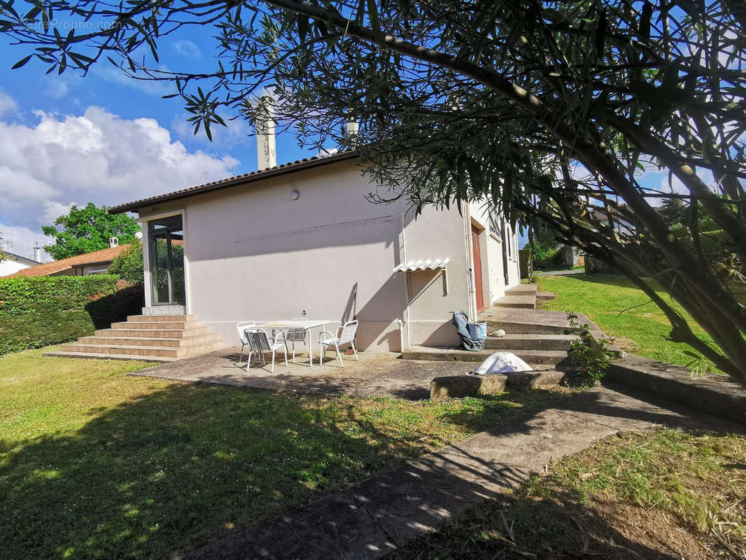 Maison à CARIGNAN-DE-BORDEAUX