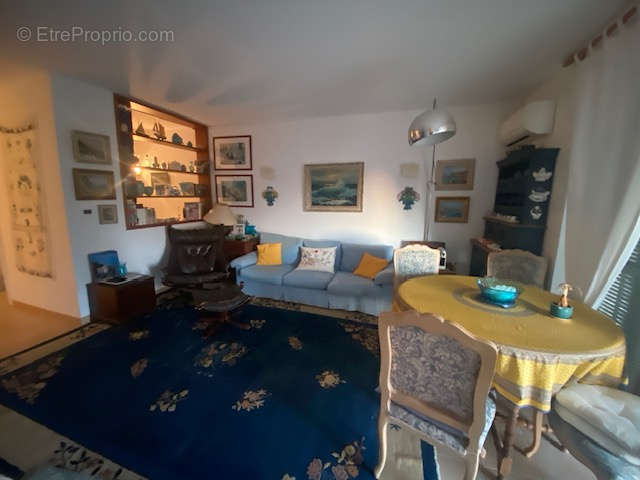 Appartement à ROQUEBRUNE-CAP-MARTIN