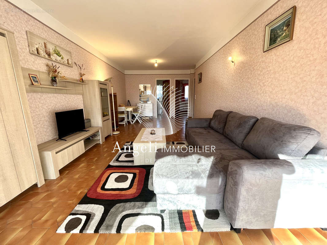 Appartement à FREJUS