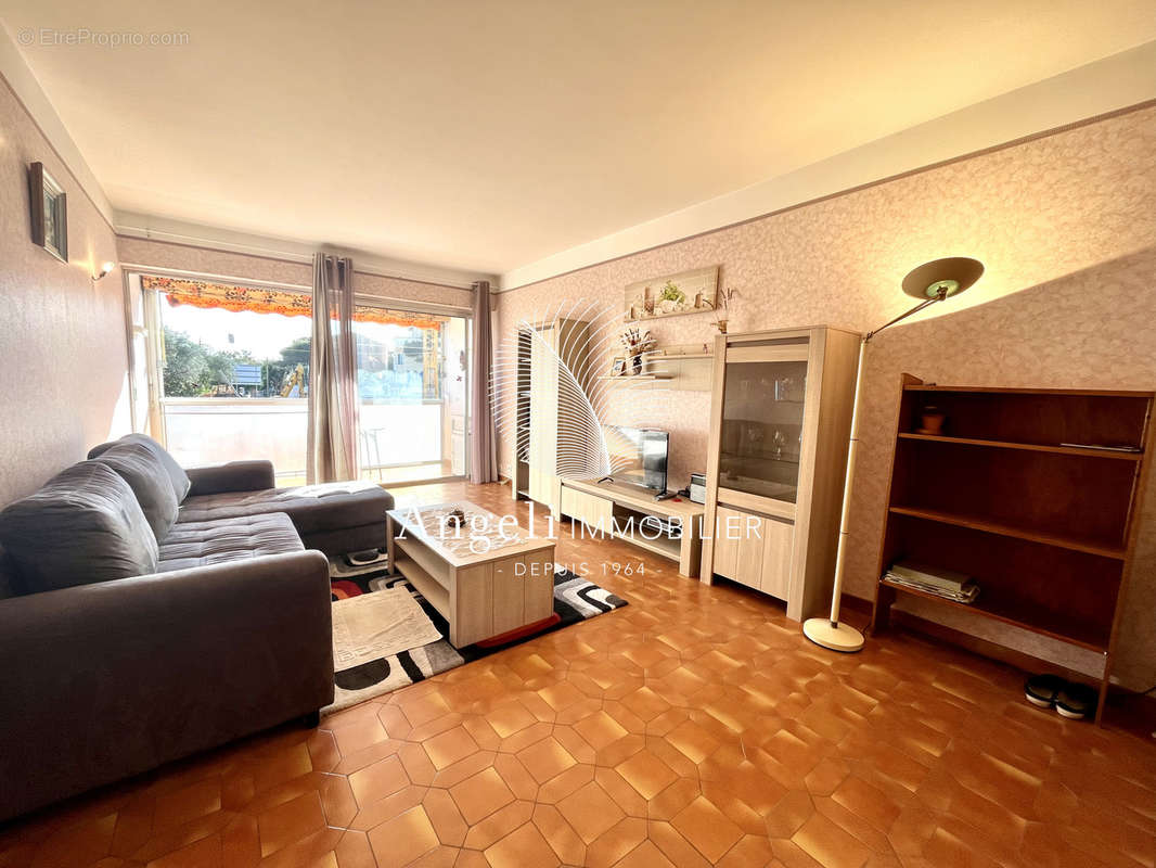 Appartement à FREJUS