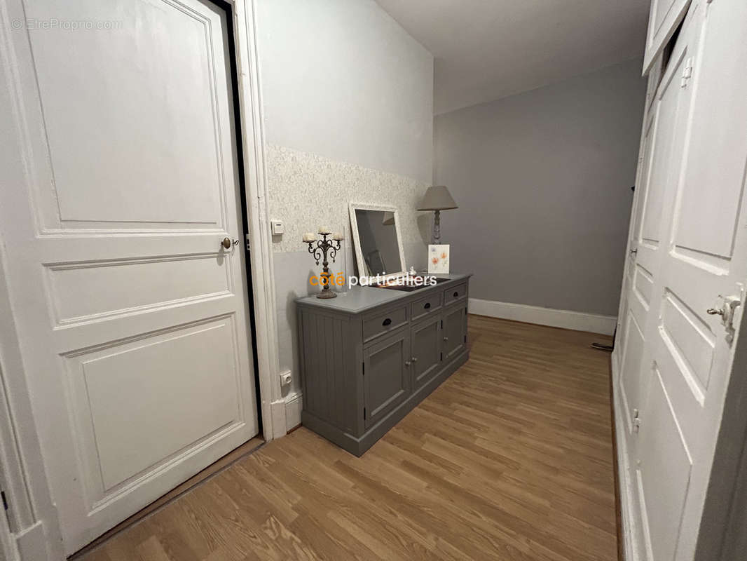 Appartement à SAINT-AMAND-MONTROND