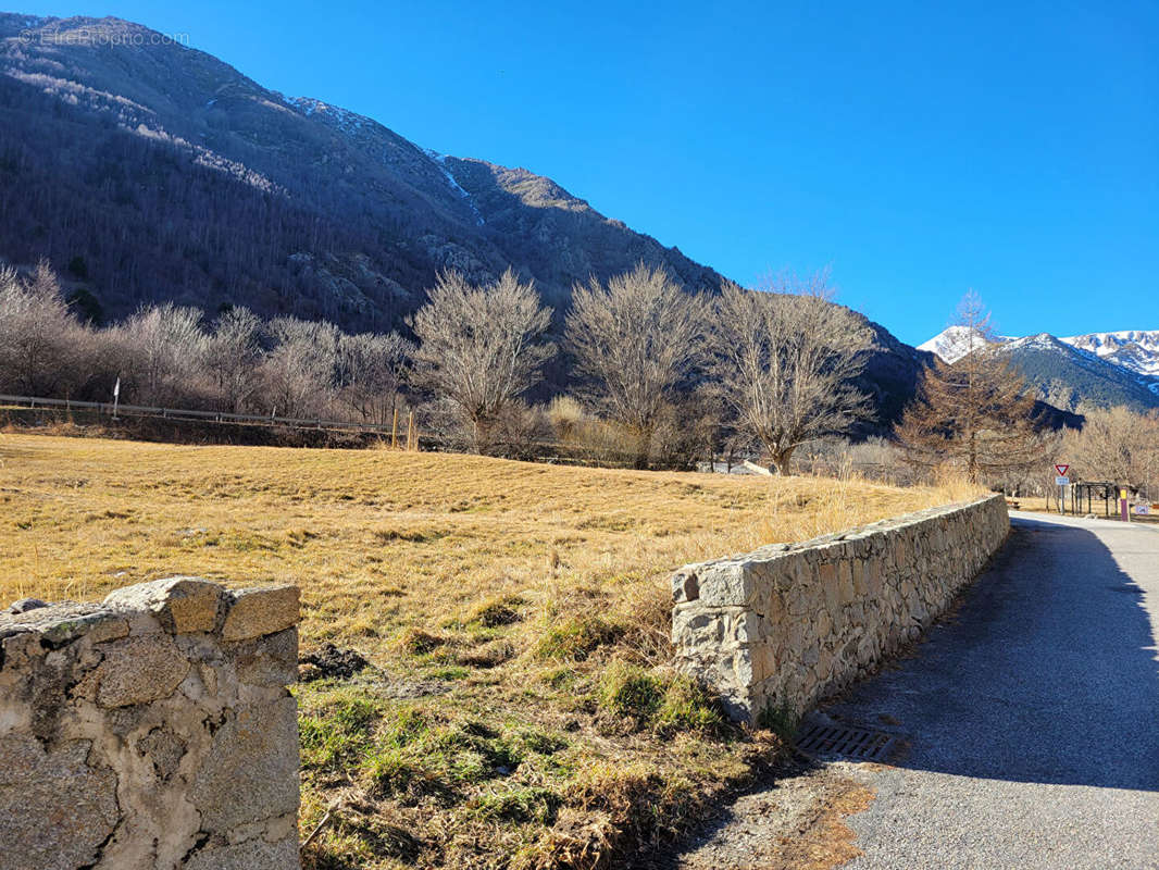 Terrain à PORTA