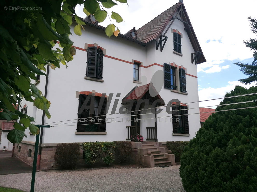 Maison à LUXEUIL-LES-BAINS