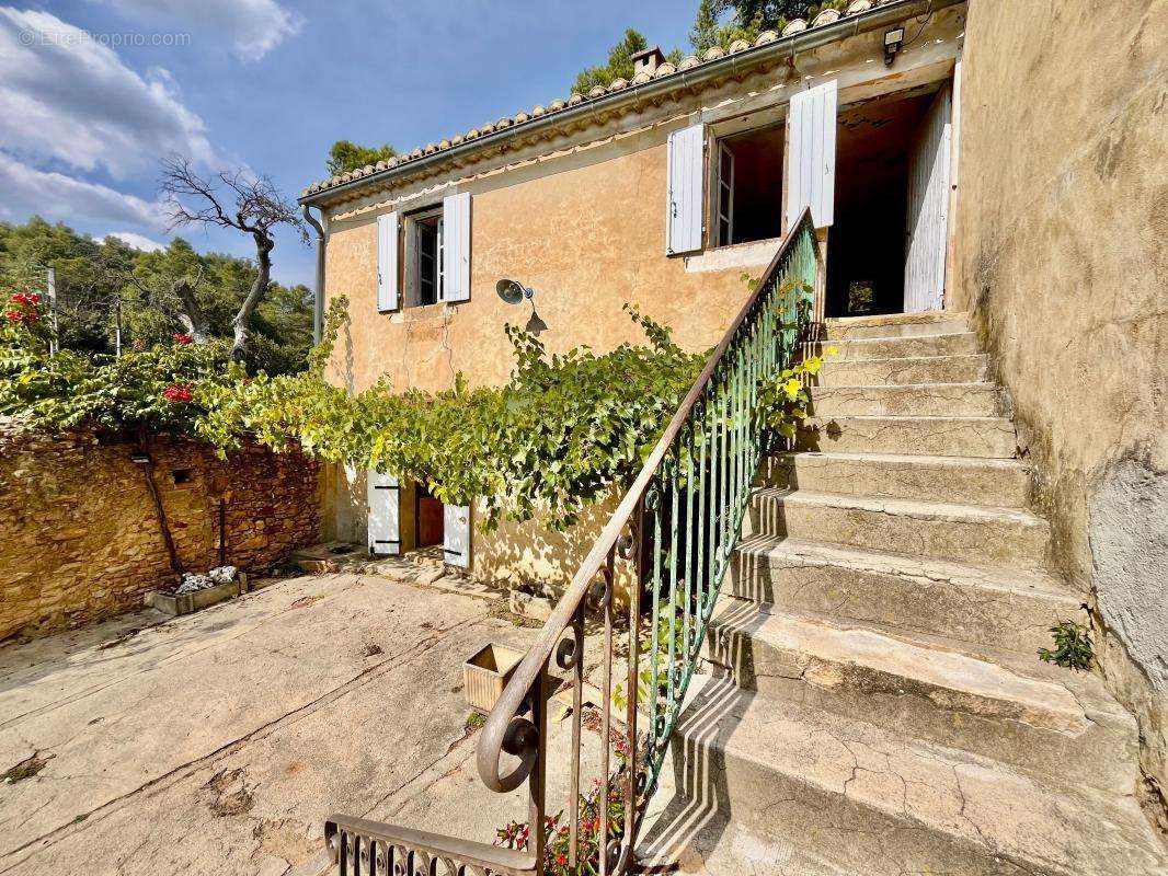 Maison à UZES