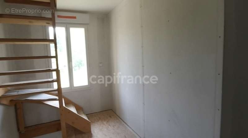 Appartement à MONTCEAU-LES-MINES