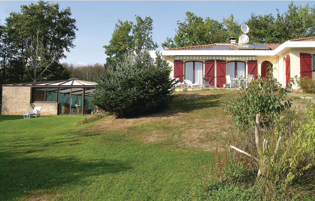 Maison à LE CHAMP-SAINT-PERE