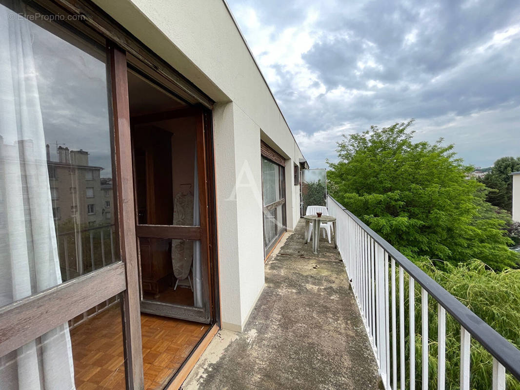 Appartement à LE PERREUX-SUR-MARNE