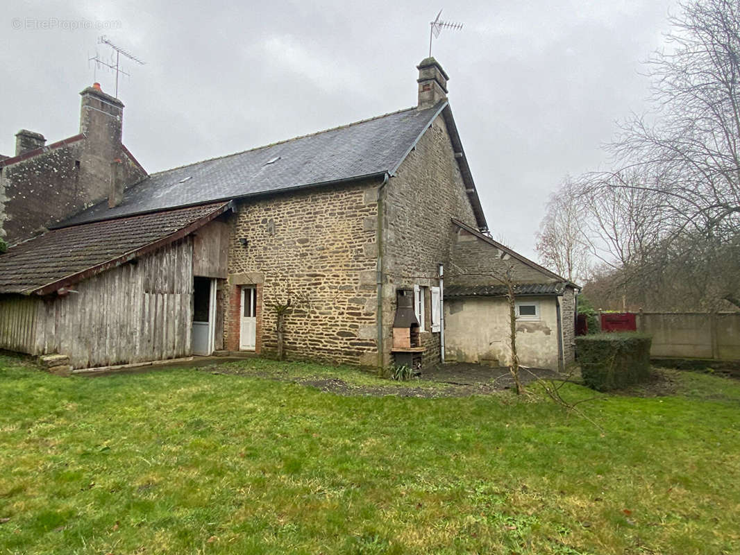 Maison à SAINT-DENIS-SUR-SARTHON