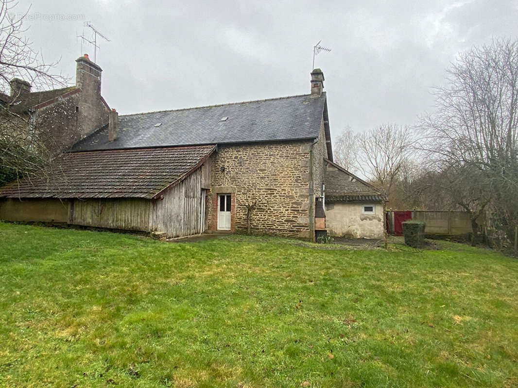 Maison à SAINT-DENIS-SUR-SARTHON