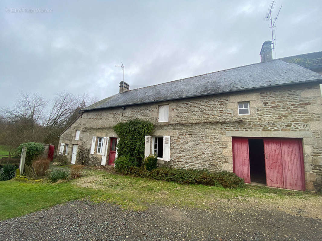 Maison à SAINT-DENIS-SUR-SARTHON