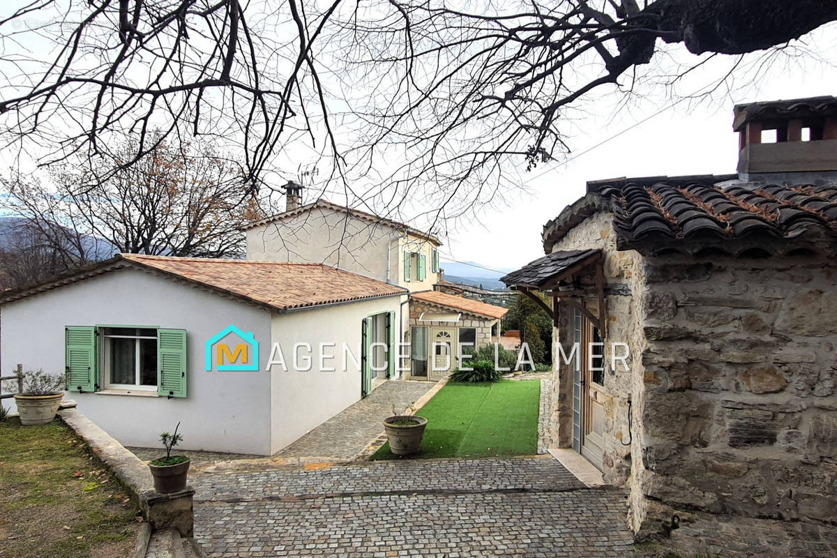 Maison à LE ROURET