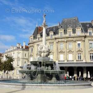 Commerce à VALENCE