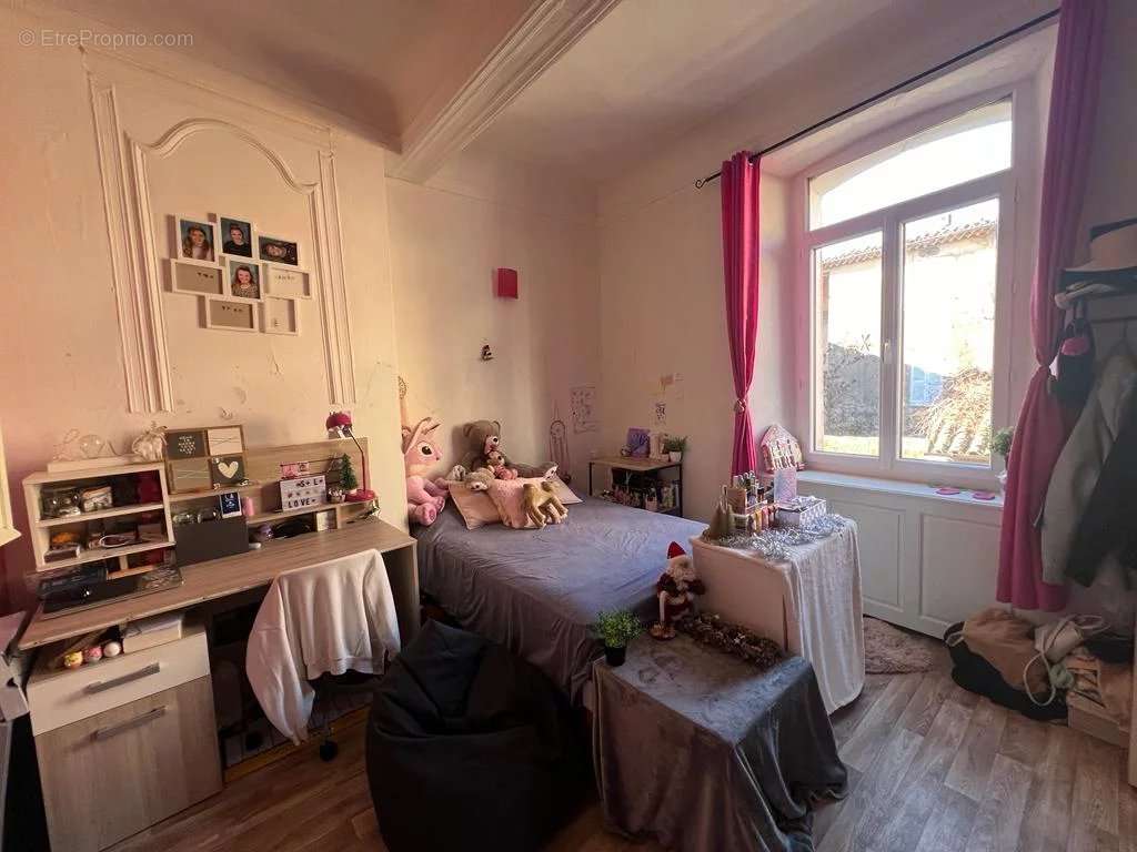 Appartement à AUPS