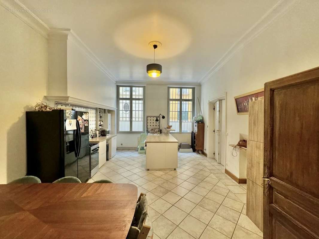 Appartement à AIX-EN-PROVENCE