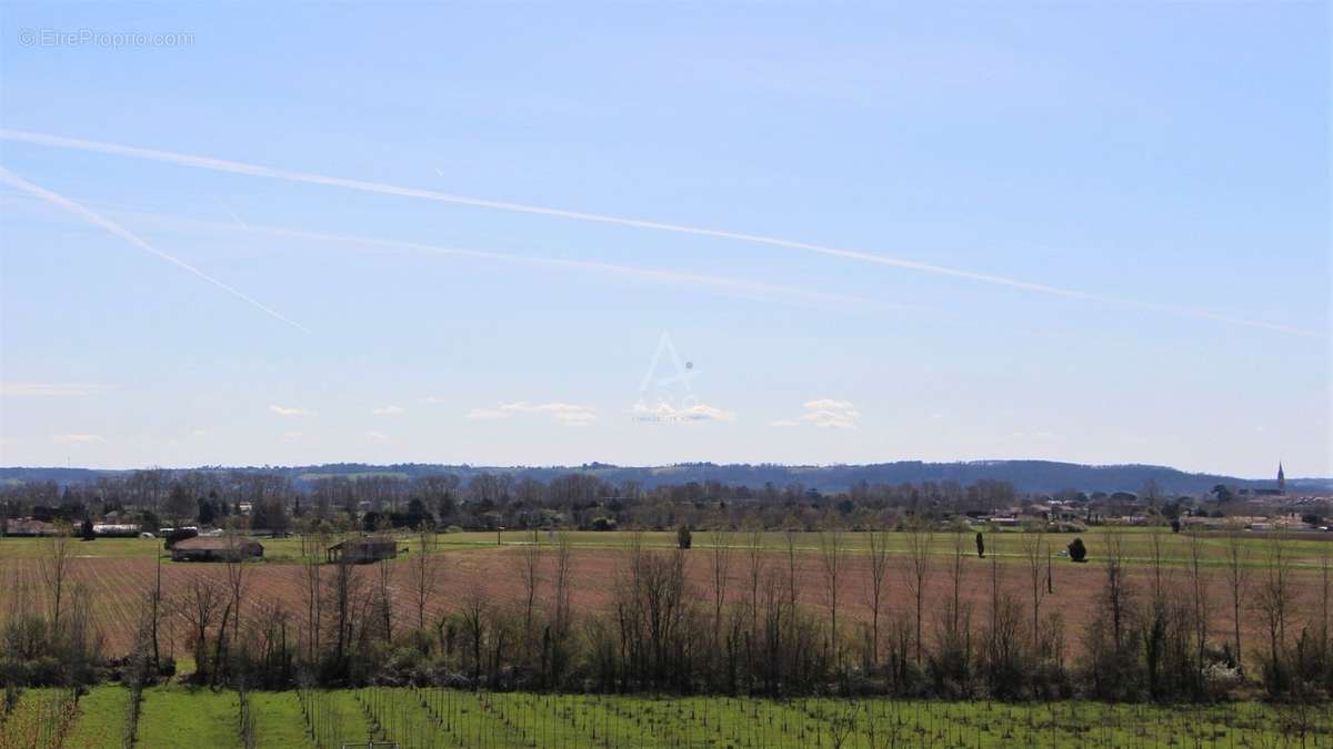 Terrain à VALENCE