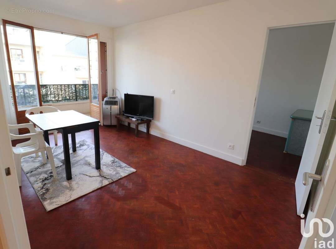 Photo 3 - Appartement à SAINT-MAUR-DES-FOSSES