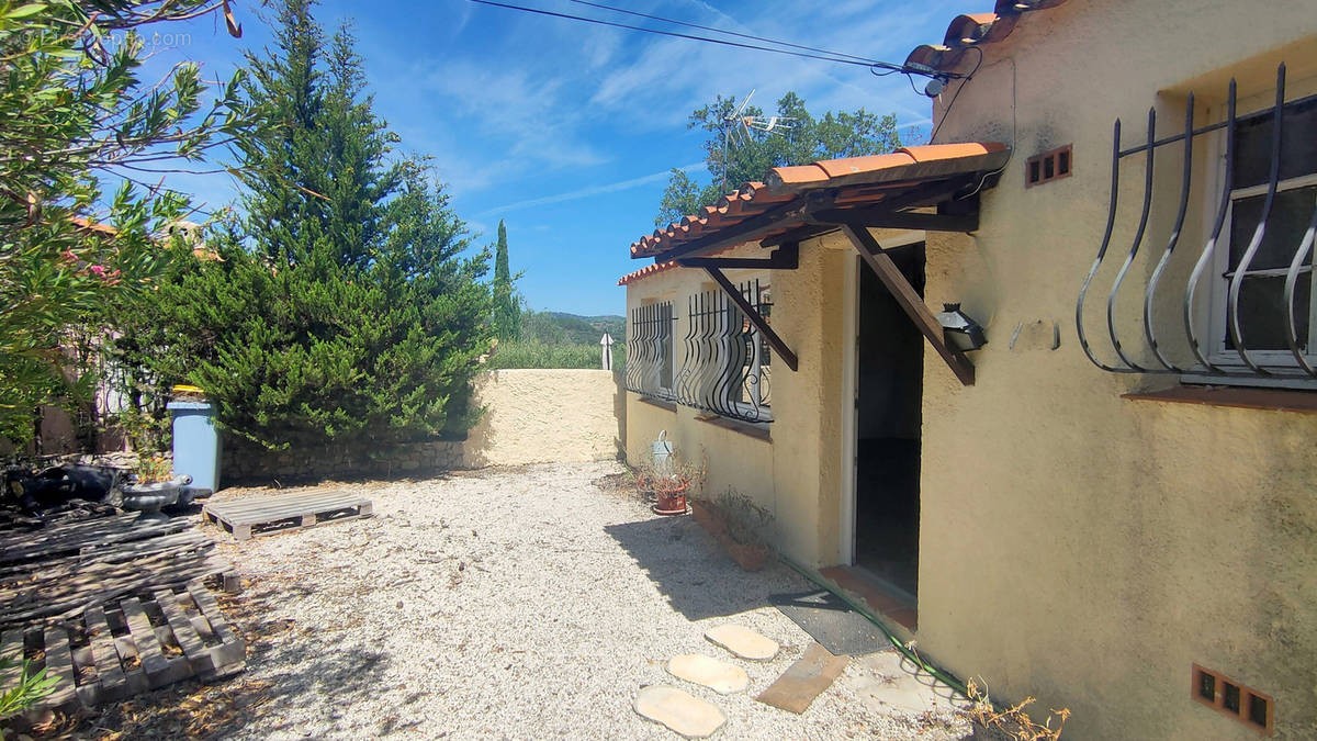 Maison à FREJUS