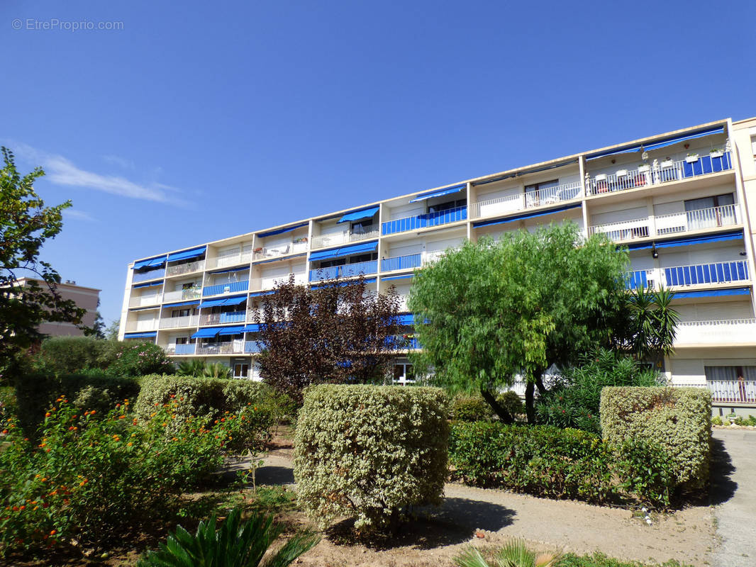 Appartement à FREJUS