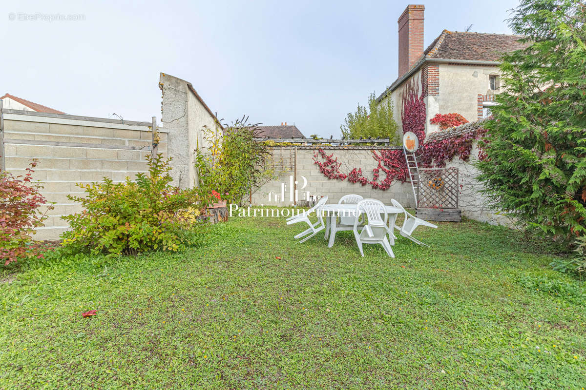 Maison à JOIGNY