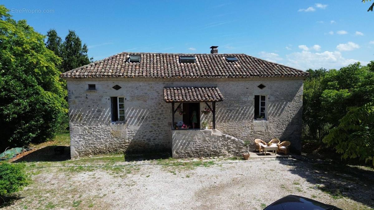 Maison à LAUZERTE